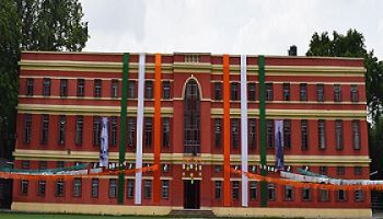 St. Columbas School, 1, Ashok Place, Near Gole Dakhana, New Delhi-110001 Building Image