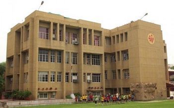 Springdales School, Benito Juarez Marg, Dhaula Kuan, New Delhi - 110021 Building Image