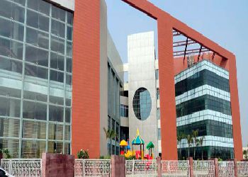 Lotus Valley International School, Sector 50, Islampur, Gurgaon - 122018 Building Image