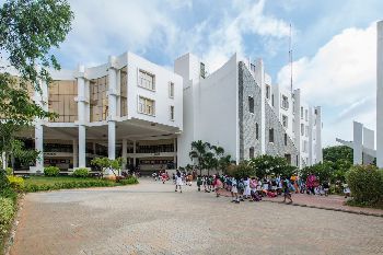 Delhi Public School (DPS), 1 KM, Bikaspura Main Road, Kanakapura Road, Konanakunte, Bengaluru, Karnataka - 560062 Building Image