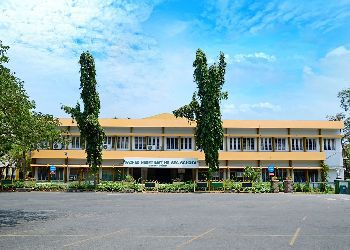 Sacred Heart Matriculation Higher Secondary School, Church Park, Anna Salai, Gopalapuram, Chennai - 600086 Building Image